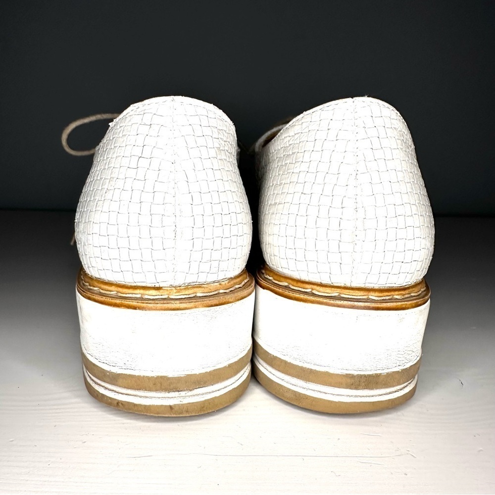 Summit White Mountain Leather Oxford. Perforated, platform, Italy, Wellfeet 9.5 - Picture 4 of 7